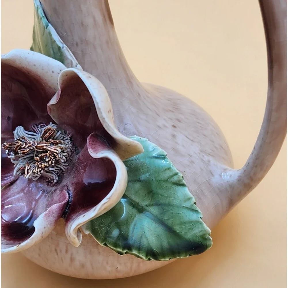 Vintage VEE JACKSON Pottery 7 1/2